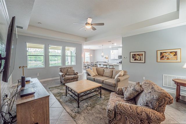 10174 LOVEGRASS LANE, Orlando, FL 32832