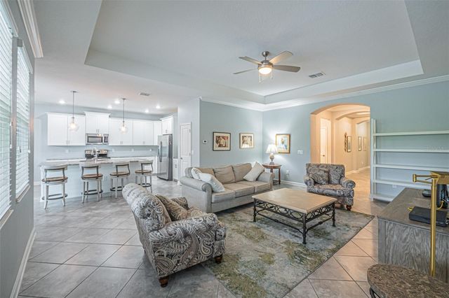10174 LOVEGRASS LANE, Orlando, FL 32832