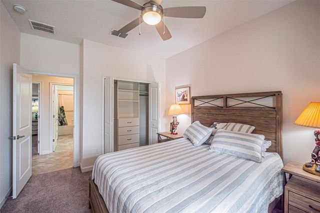 10174 LOVEGRASS LANE, Orlando, FL 32832