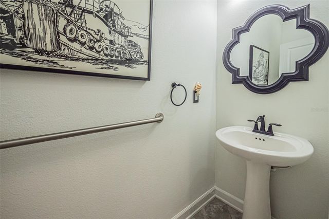 10174 LOVEGRASS LANE, Orlando, FL 32832