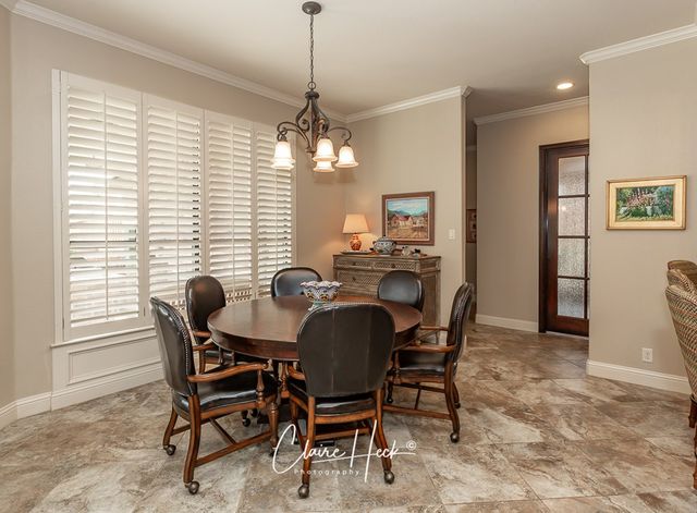 2113 Ironwood Dr, Midland, TX 79707