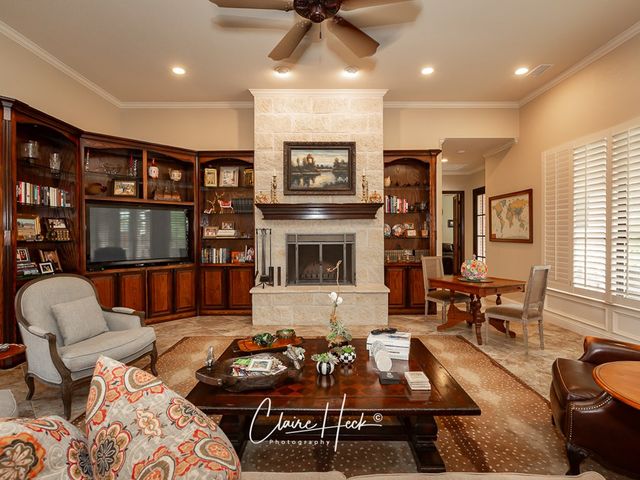 2113 Ironwood Dr, Midland, TX 79707