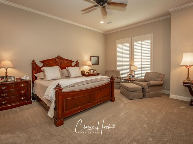 2113 Ironwood Dr, Midland, TX 79707