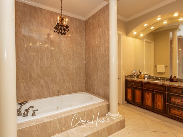 2113 Ironwood Dr, Midland, TX 79707