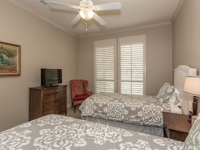 2113 Ironwood Dr, Midland, TX 79707