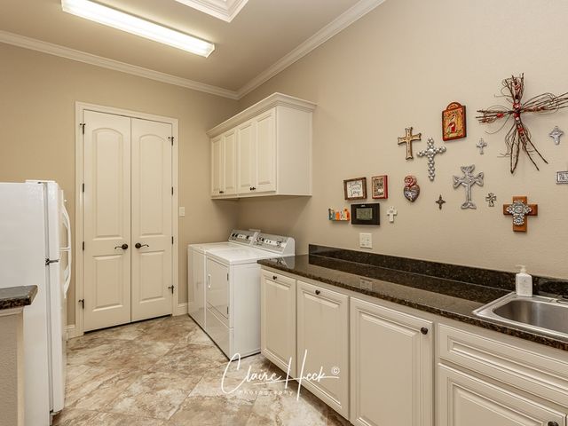 2113 Ironwood Dr, Midland, TX 79707