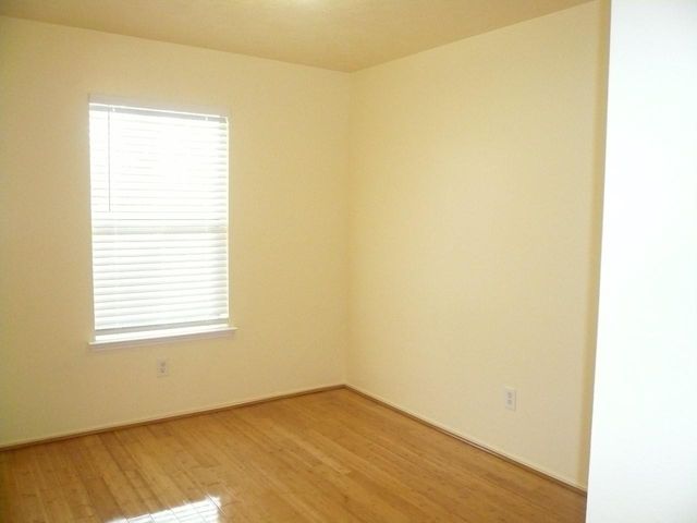 6307 Sutton Meadows Drive, Houston, TX 77086