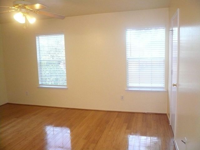 6307 Sutton Meadows Drive, Houston, TX 77086