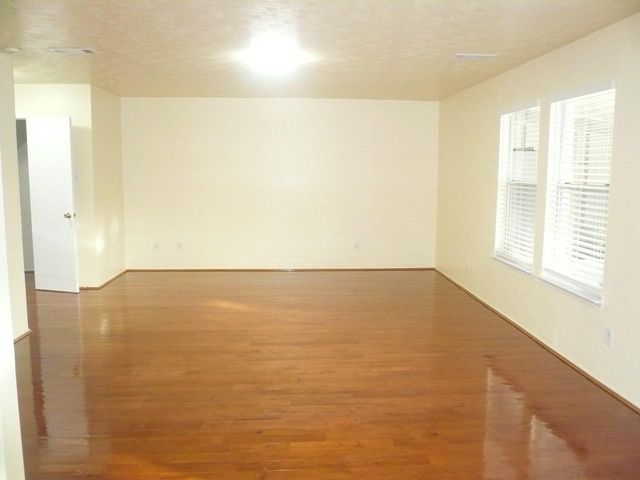 6307 Sutton Meadows Drive, Houston, TX 77086