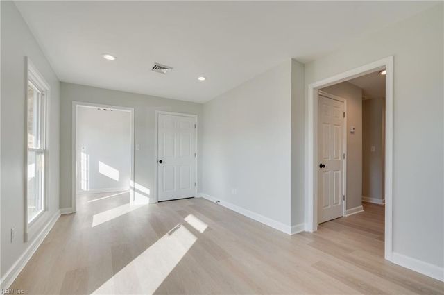 6124 Lexington Ct Ste B, Virginia Beach, VA 23464