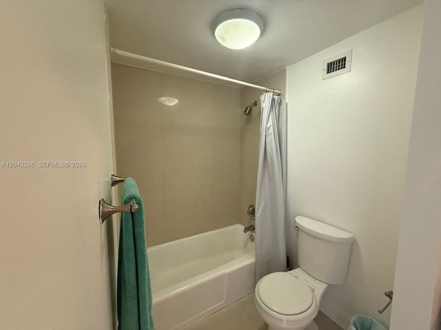 100 Lincoln Rd 316, Miami Beach, FL 33139