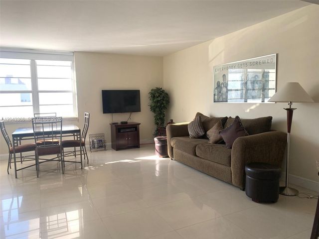 100 Lincoln Rd 316, Miami Beach, FL 33139