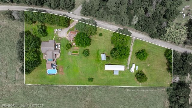 4438 Hog Thief Valley Road, Magazine, AR 72943