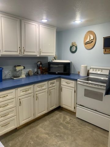 917 Chappel Dam Road, Gladwin, MI 48624