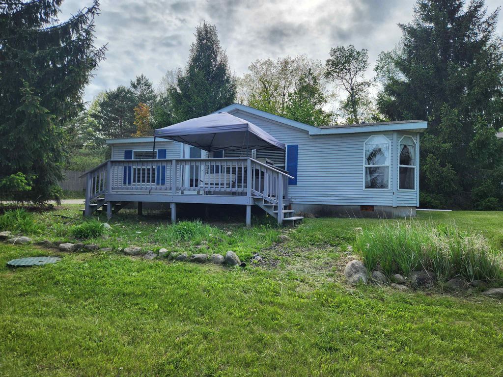 917 Chappel Dam Road, Gladwin, MI 48624