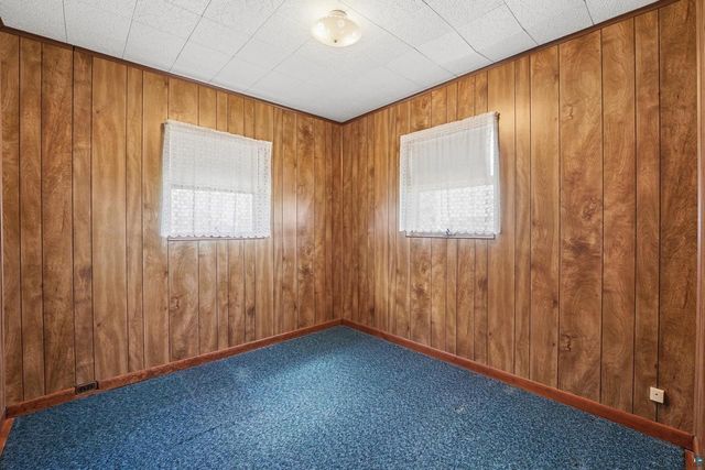 2410 Hughitt Ave, Superior, WI 54880