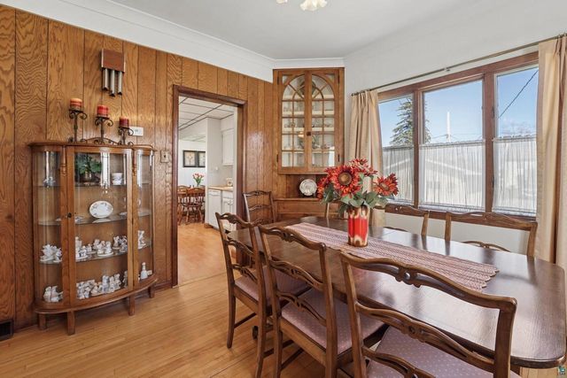 2410 Hughitt Ave, Superior, WI 54880