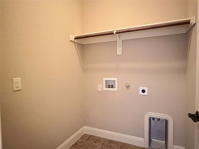 704 Lighthouse Lane, Savannah, TX 76227