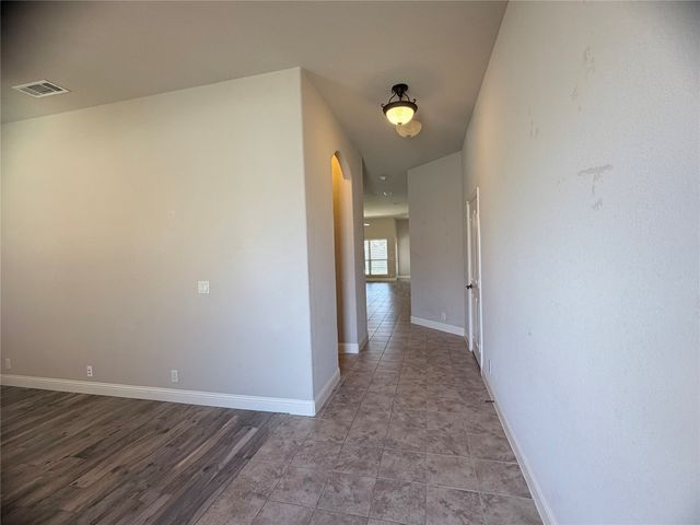 704 Lighthouse Lane, Savannah, TX 76227