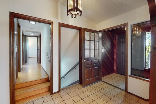 22801 Hidden Ranch Rd, Auburn, CA 95602