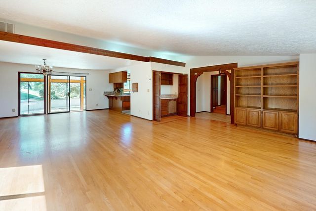 22801 Hidden Ranch Rd, Auburn, CA 95602