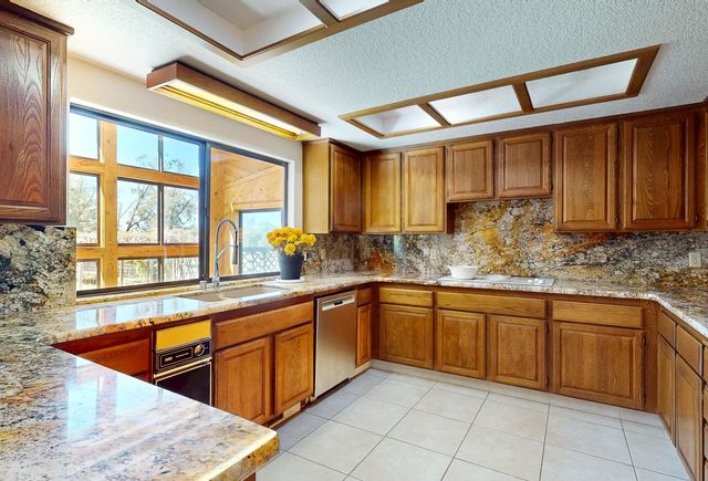 22801 Hidden Ranch Rd, Auburn, CA 95602