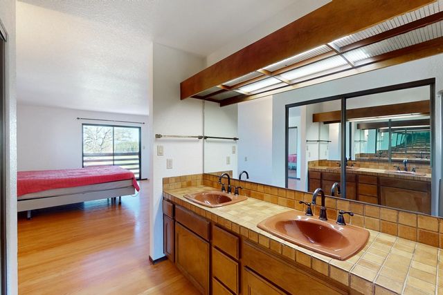 22801 Hidden Ranch Rd, Auburn, CA 95602