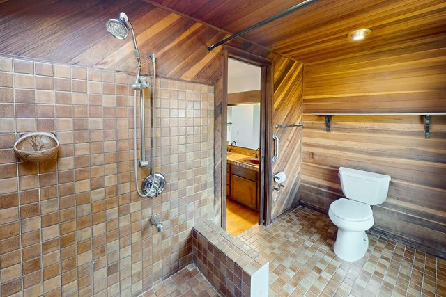 22801 Hidden Ranch Rd, Auburn, CA 95602