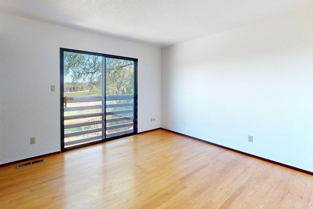 22801 Hidden Ranch Rd, Auburn, CA 95602