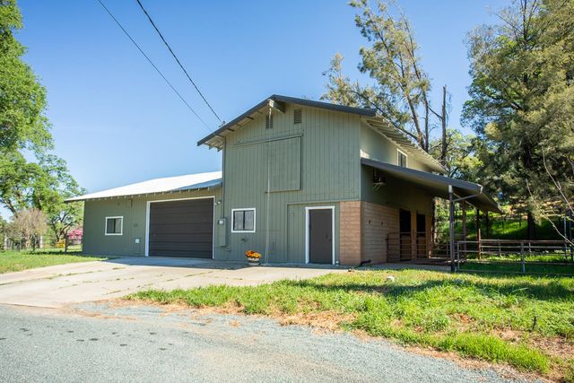22801 Hidden Ranch Rd, Auburn, CA 95602