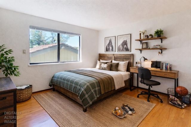 22801 Hidden Ranch Rd, Auburn, CA 95602