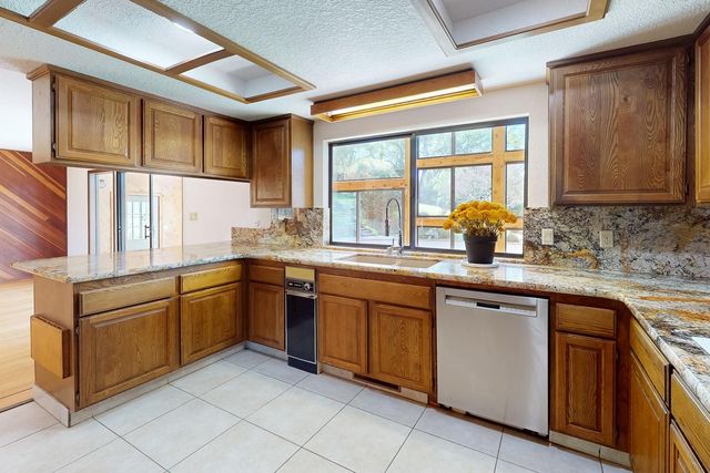 22801 Hidden Ranch Rd, Auburn, CA 95602