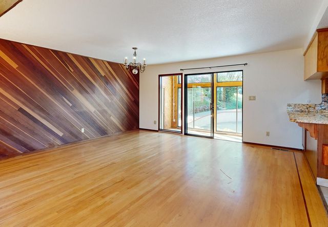 22801 Hidden Ranch Rd, Auburn, CA 95602