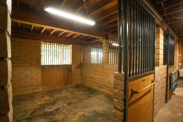 22801 Hidden Ranch Rd, Auburn, CA 95602