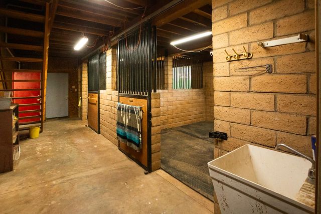 22801 Hidden Ranch Rd, Auburn, CA 95602