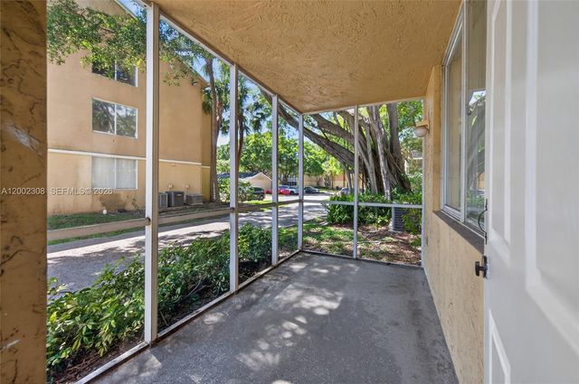4025 W Mcnab Rd E109, Pompano Beach, FL 33069