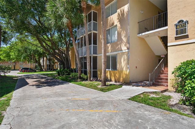 4025 W Mcnab Rd E109, Pompano Beach, FL 33069
