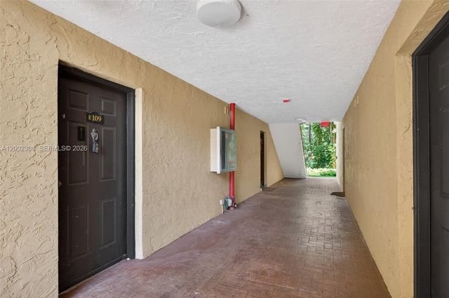 4025 W Mcnab Rd E109, Pompano Beach, FL 33069