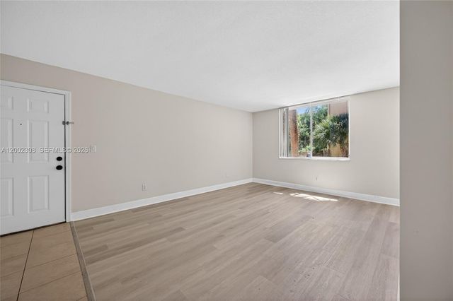 4025 W Mcnab Rd E109, Pompano Beach, FL 33069