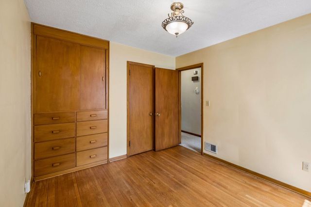 3637 Orchard Avenue N, Robbinsdale, MN 55422