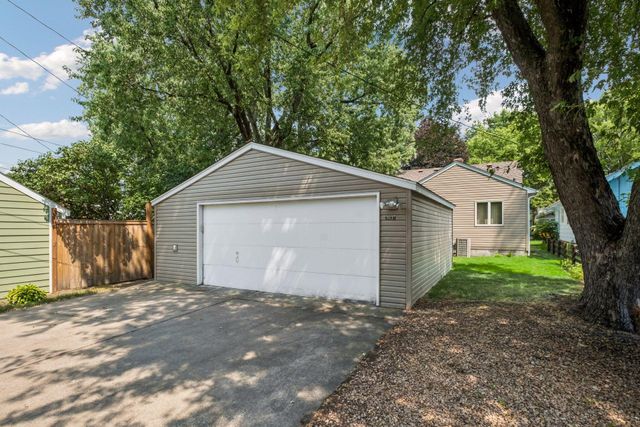 3637 Orchard Avenue N, Robbinsdale, MN 55422