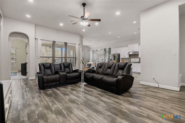 3517 Tree Swallow Way, Pflugerville, TX 78660