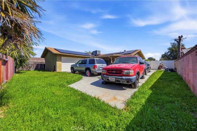 1025 Dixie, Hemet, CA 92543