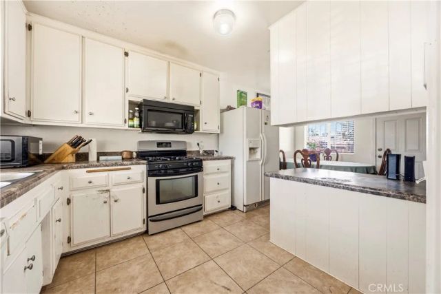 1025 Dixie, Hemet, CA 92543