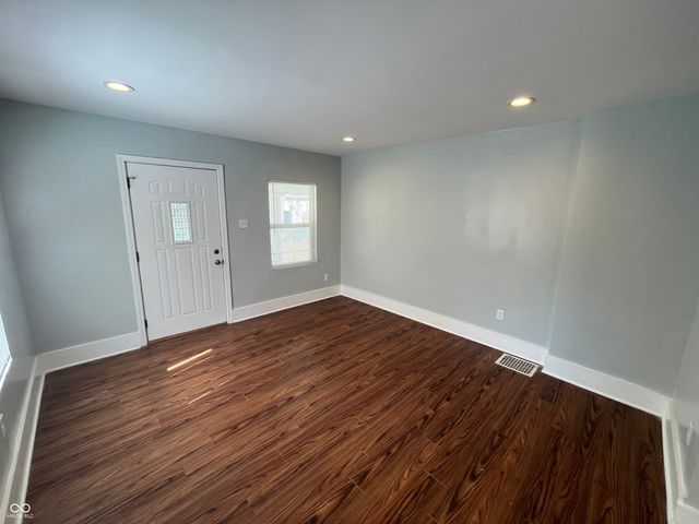 3727 N Kenwood Avenue, Indianapolis, IN 46208