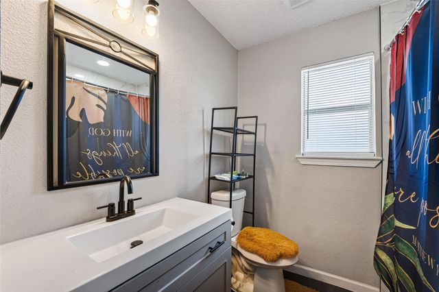 12711 Greenshire Dr Drive, Houston, TX 77048