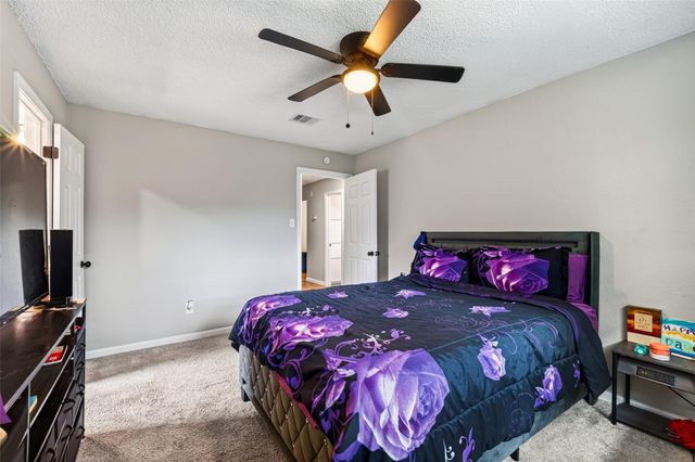 12711 Greenshire Dr Drive, Houston, TX 77048