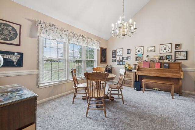 1818 Memorial Dr Apt 41, Clarksville, TN 37043