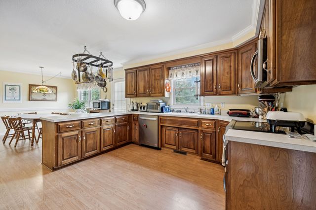 1818 Memorial Dr Apt 41, Clarksville, TN 37043