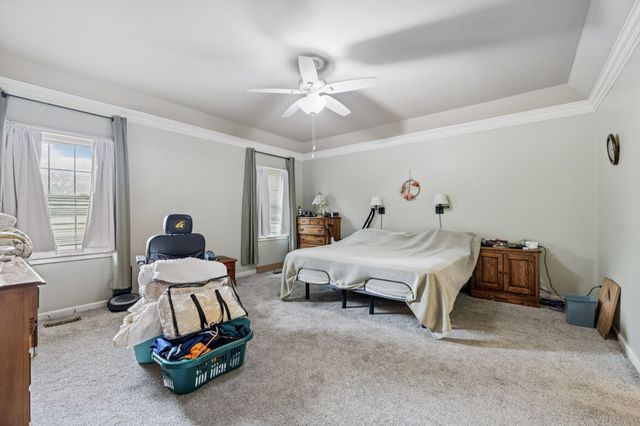 1818 Memorial Dr Apt 41, Clarksville, TN 37043